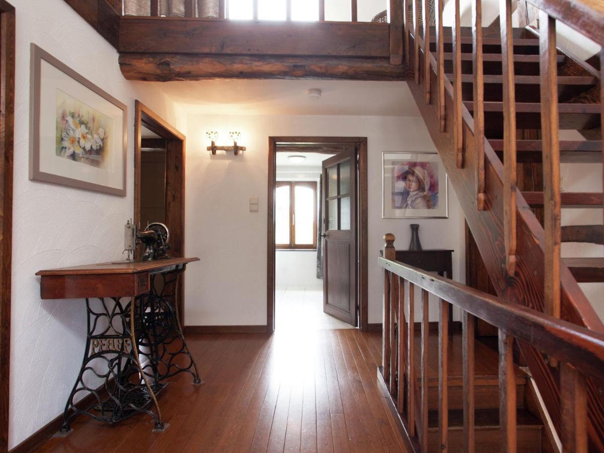 Spacious Holiday Home In Humain With Garden مارشه ان فامن المظهر الخارجي الصورة
